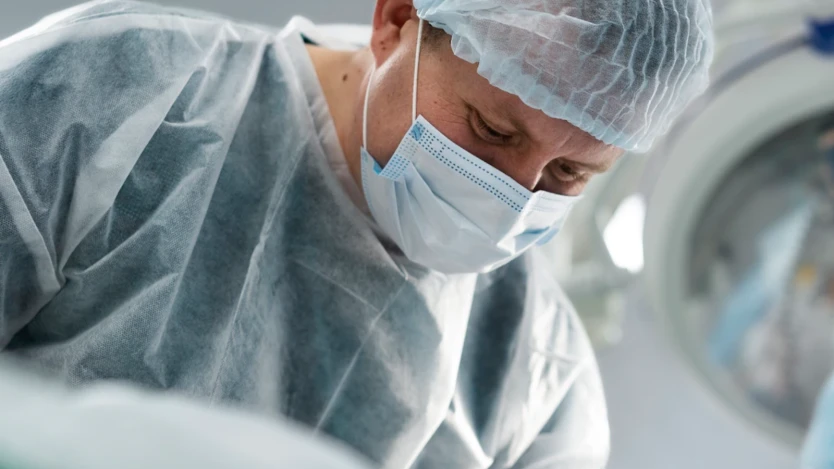 Cirugía de hernia inguinal abierta