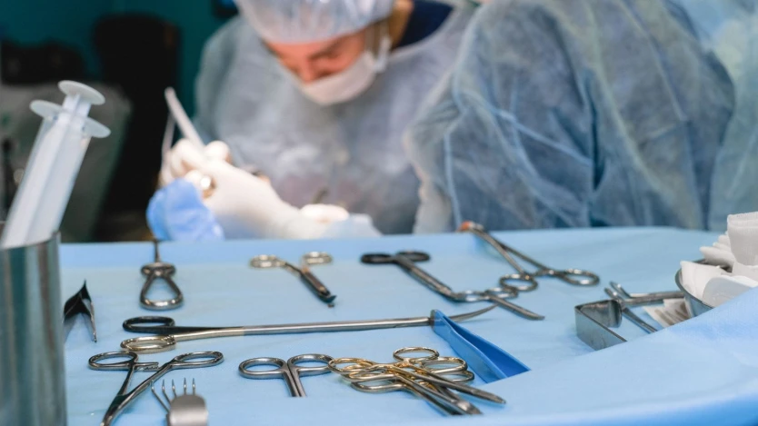 Techniques for gallbladder removal