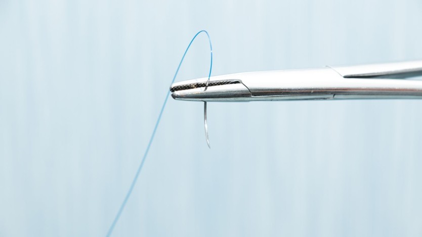 Surgical suture