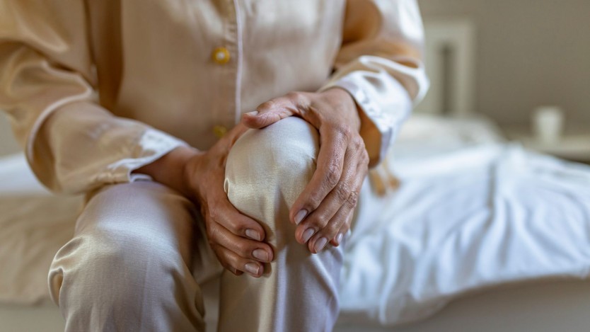 Patient having knee pain