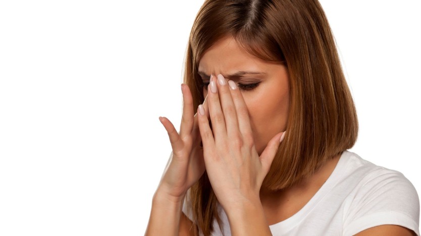 Sinusitis: what it is, causes, symptoms & treatments